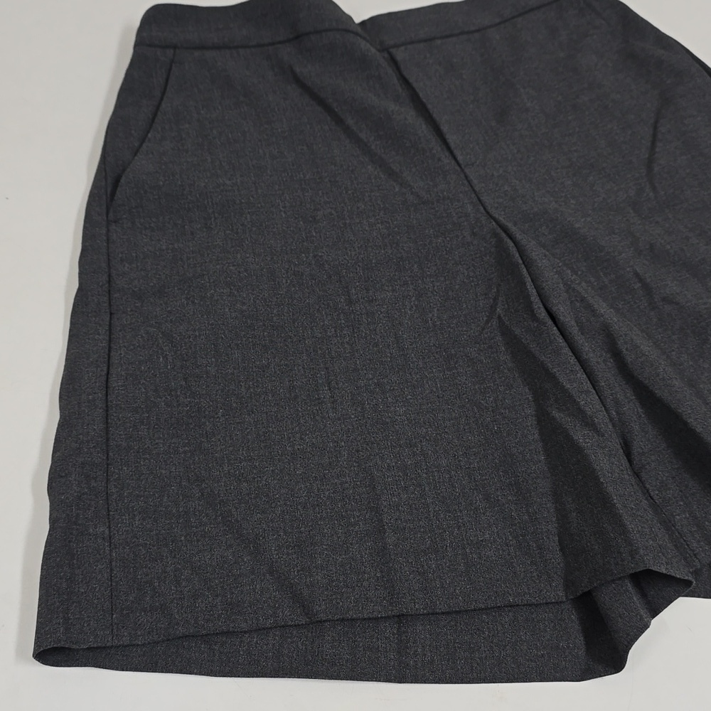 Banana Republic Charcoal Women's Bermudas - Picture 2 of 7